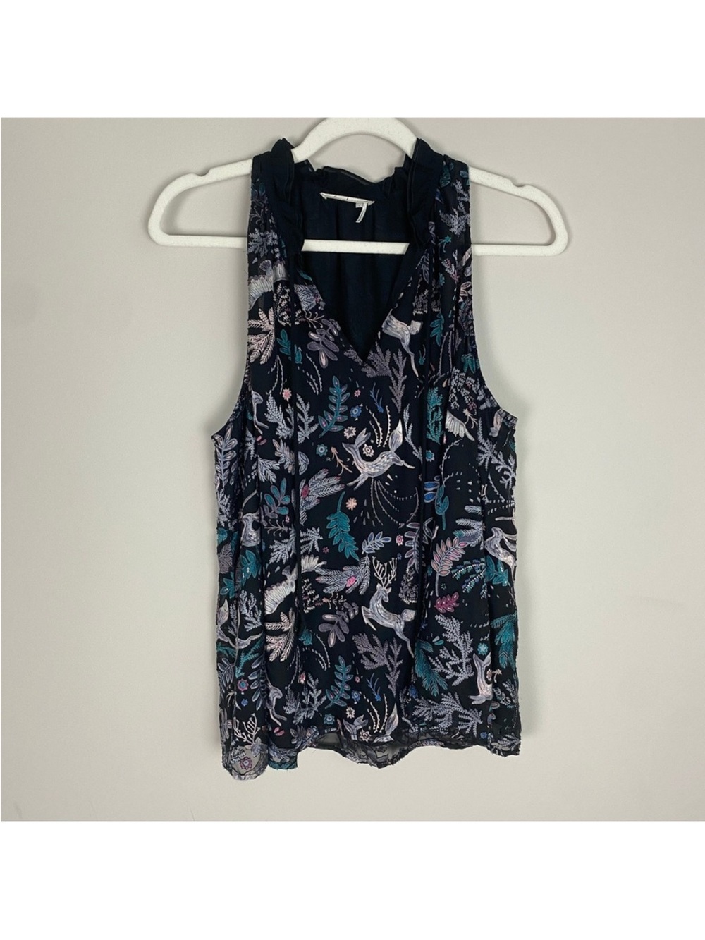 Floreat Anthropologie Fabled Floral Bird woodland Animal Print Tank Top - Navy
